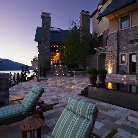 Chateau Okanagan-2