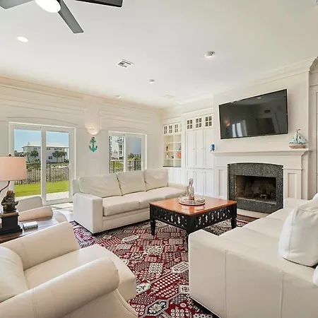 Bourbon Breeze - Beachy Home Near The Gulf With Spacious Outdoor Pool Area-2