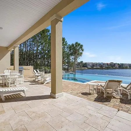 Aqua Tranquility - Waterfront With Pool In Destiny East-2