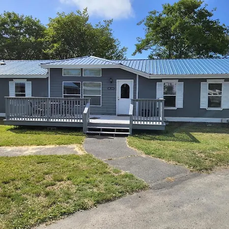 Turtle Rock Rv Resort & Cottages-2