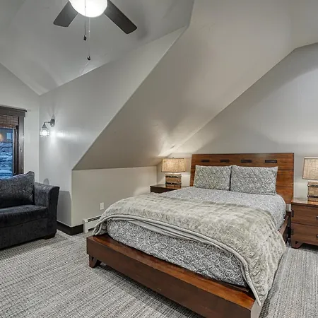 Aspen Falls - 30-Acre Luxury Estate Rental 20-Ncd0226-3