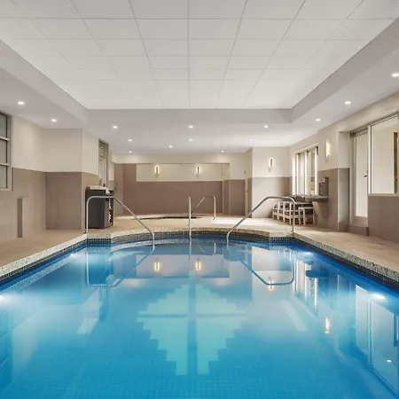 Holiday Inn Calgary Airport By Ihg-3