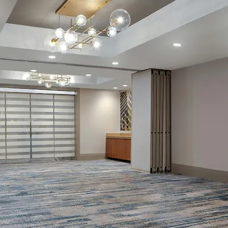 Renaissance Dallas Hotel-2