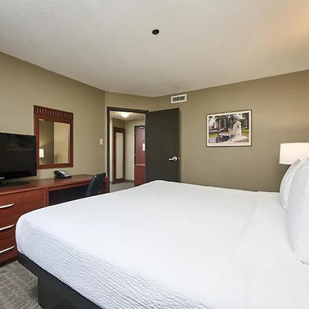 Canad Inns Destination Centre Fort Garry-2