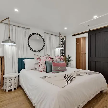 Poplar Place Soho With Hot Tub - 6 Blks To Main St-2
