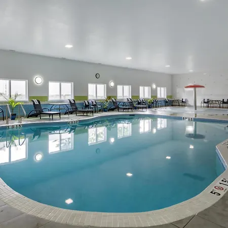 Hampton Inn & Suites Edmonton/West-3