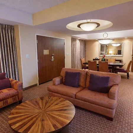 Embassy Suites By Hilton Norman Hotel & Conference Center-3