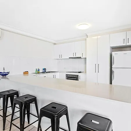 Aegean Apartments Surfers Paradise-2