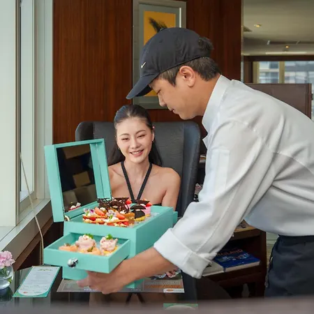 Hilton Bangkok Grande Asoke-2