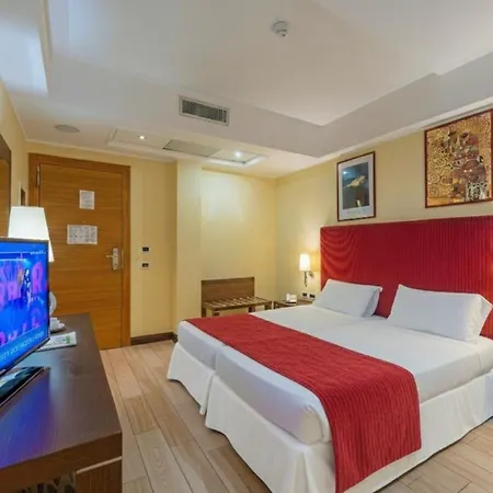 Cardinal Hotel St. Peter-3