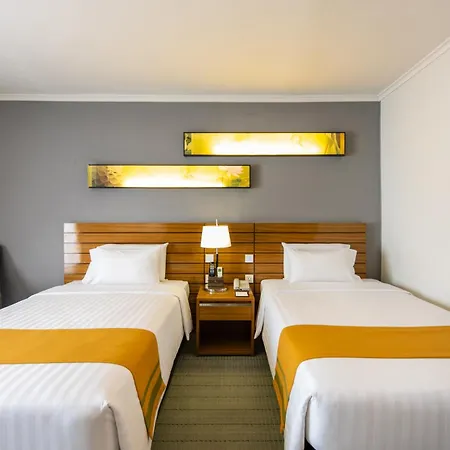 Maple Hotel-3