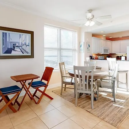 Crystal Shores 1307-3