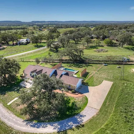 The Kk Ranch-Private Pool-Hill Country Bliss-3