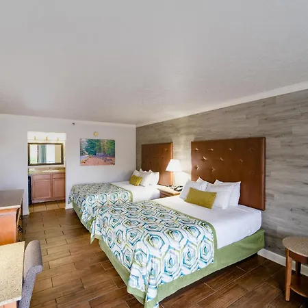Accommodations By Willow Brook Lodge-3