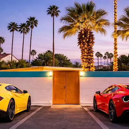 Mod Palm Desert-3