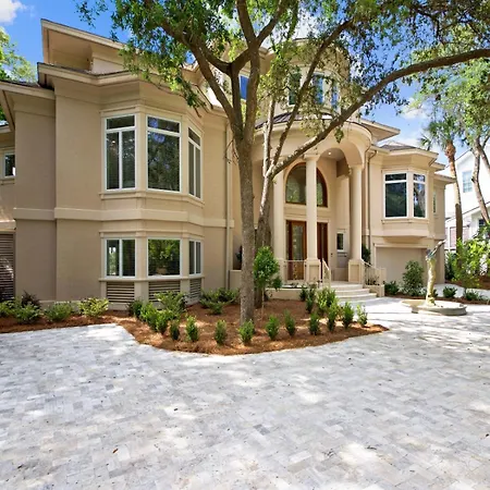 9 Laurel Lane-3