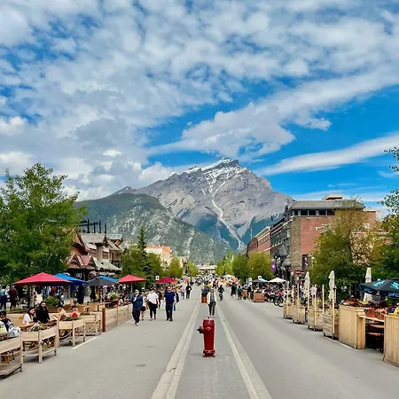 Creekside At Rundle Cliffs Lodge-3