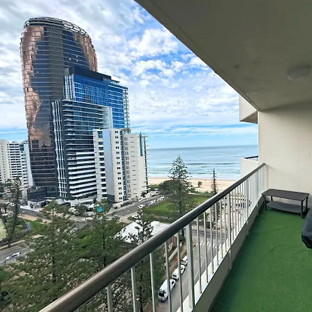 Surfers Beachside Holiday Apartments-3