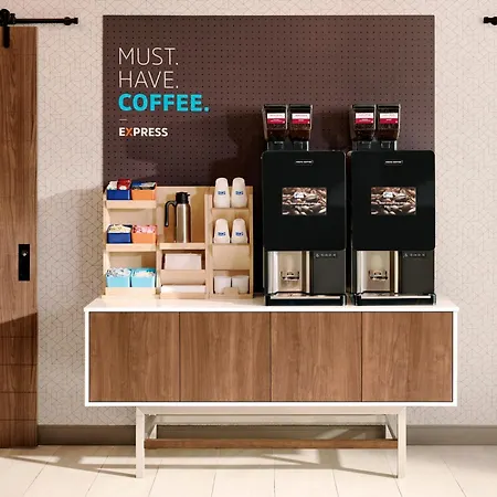 Holiday Inn Express Woodbridge By Ihg-2