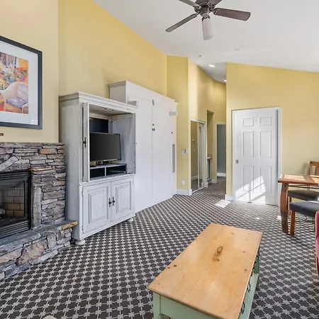 Cambria Pines Lodge-2