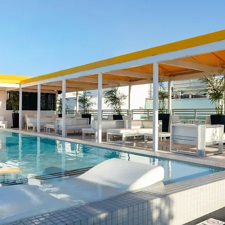 Leslie Hotel Ocean Drive-2