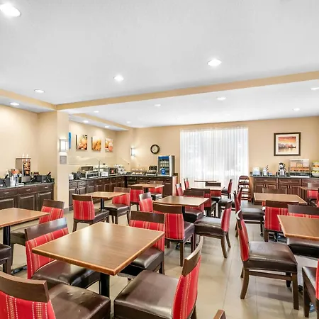 Comfort Suites Orlando International Airport-3