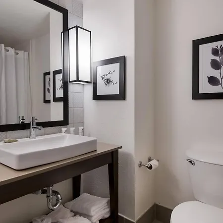 Country Inn & Suites By Radisson, Harrisburg Northeast - Hershey-2