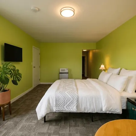Persepolis Inn-2