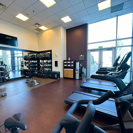 Doubletree By Hilton Bay City - Riverfront-3