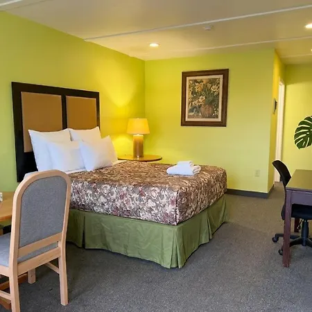 6032 Persepolis Inn-2