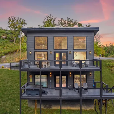 Sunset Chalet Cabin-2