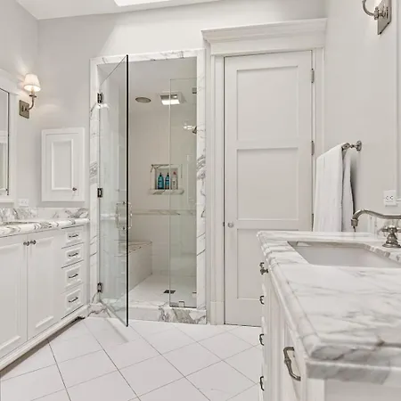 Malibu Dunes By Fieldtrip Expansive Hamptons-Style Estate W Private Beach Backyard-3