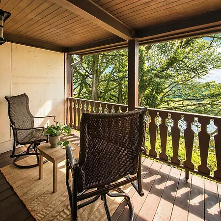 Historic Riverview Inn Six-3
