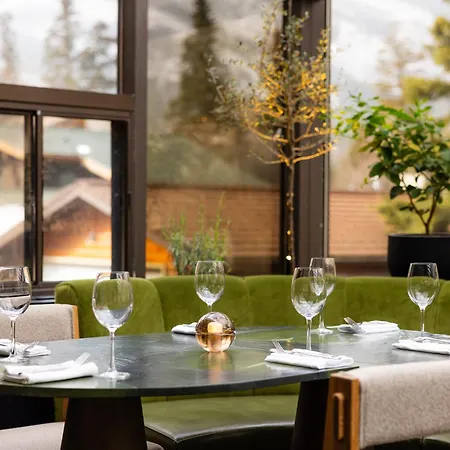 Banff Park Lodge-2