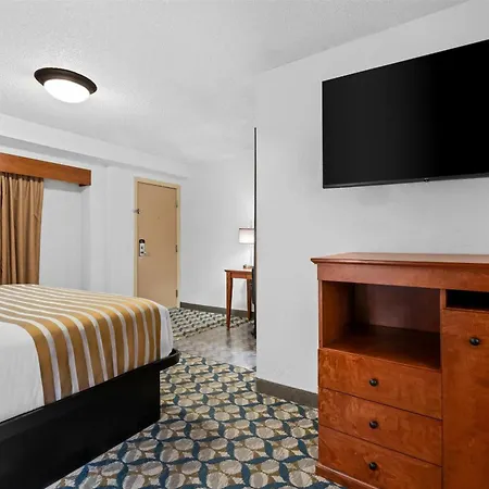 Best Western Vista Inn At The Airport-3