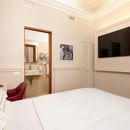 Golden Tulip Rome Piram-2