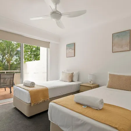 Kirra Palms Holiday Apartments-3