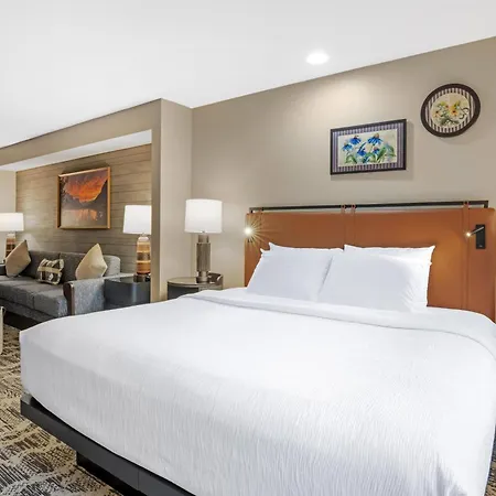 Best Western Plus Grantree Inn-2
