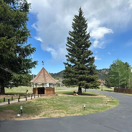 Columbine Inn (Adults Only)-2
