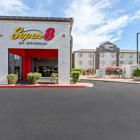 Super 8 By Wyndham Mesa Gilbert-3