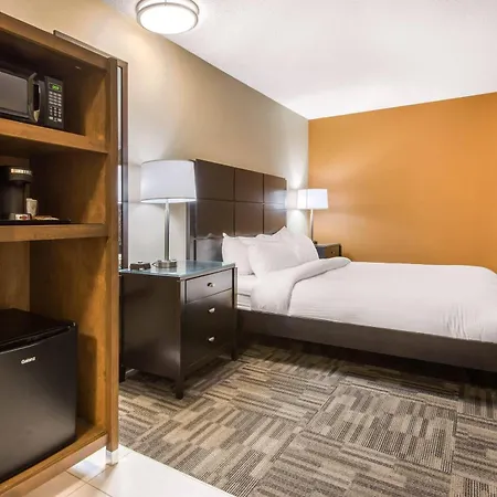 Quality Inn & Conference Centre-2