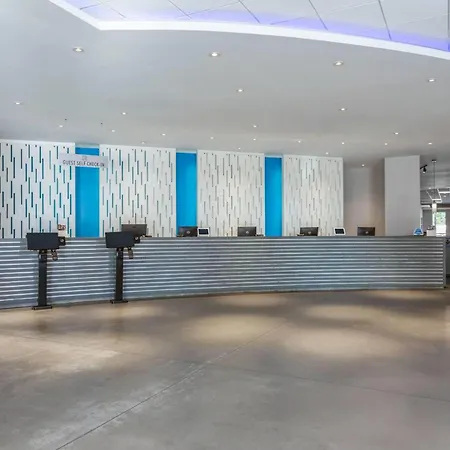 Wyndham I-Drive Avanti Resort & Conference Center-2