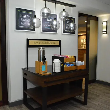 Hampton Inn Cambridge-2