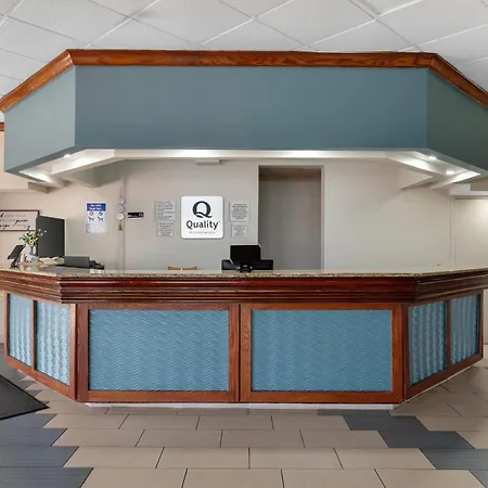 Quality Inn & Suites Kansas City - Independence I-70 East-2