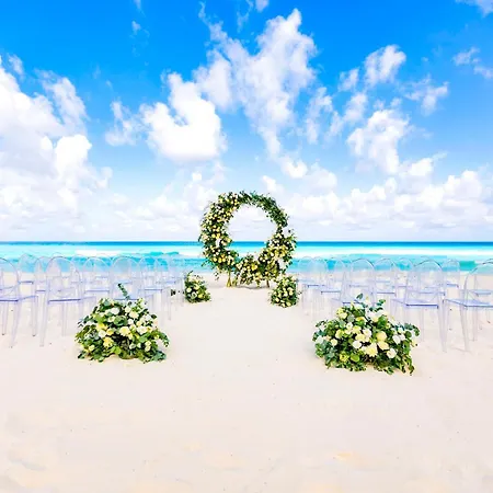 Holiday Inn Club Vacations The Royal Sands All Inclusive-3