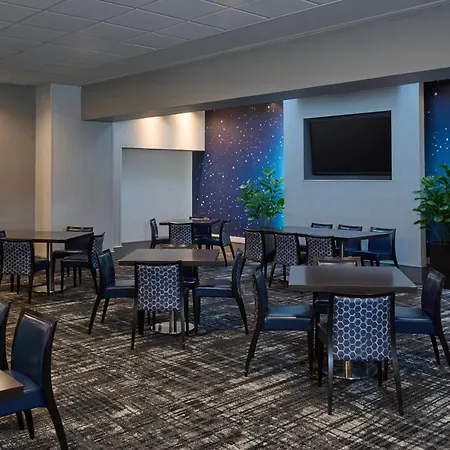 Doubletree By Hilton Newark-Fremont-2