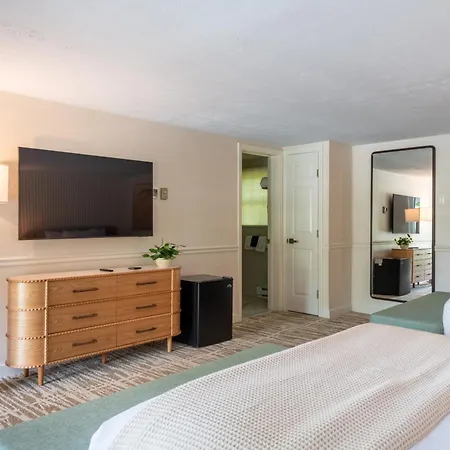 The Meadowmere Resort-2