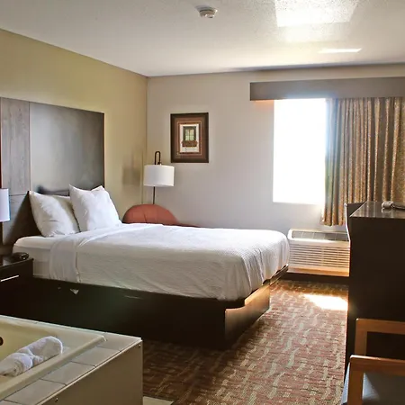 Days Inn By Wyndham West-Eau Claire-3