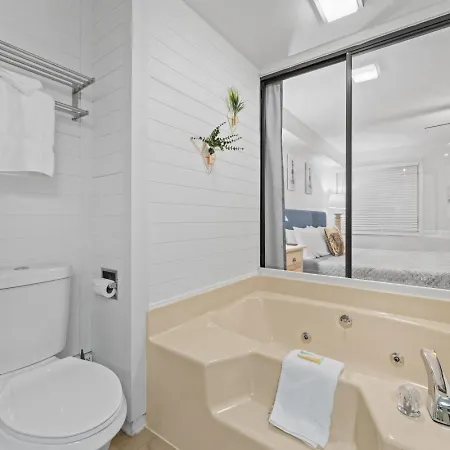 Dells Suite Dreams At Lighthouse Cove Condominiums-3