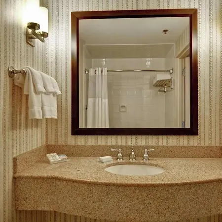 Hilton Garden Inn Green Bay-3